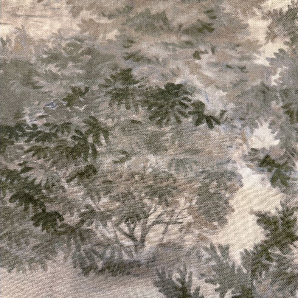 One (1) Pottery Barn Jardin Toile green multi lined curtain panel
